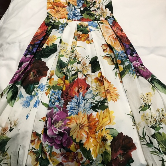 Dolce & Gabbana White Floral Dress - Picture 2 of 7